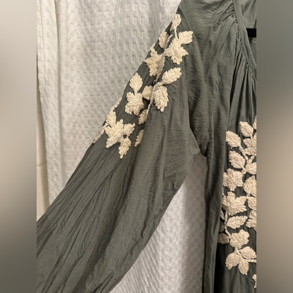 Boho Embroidered Shirt - Picture 2 of 4